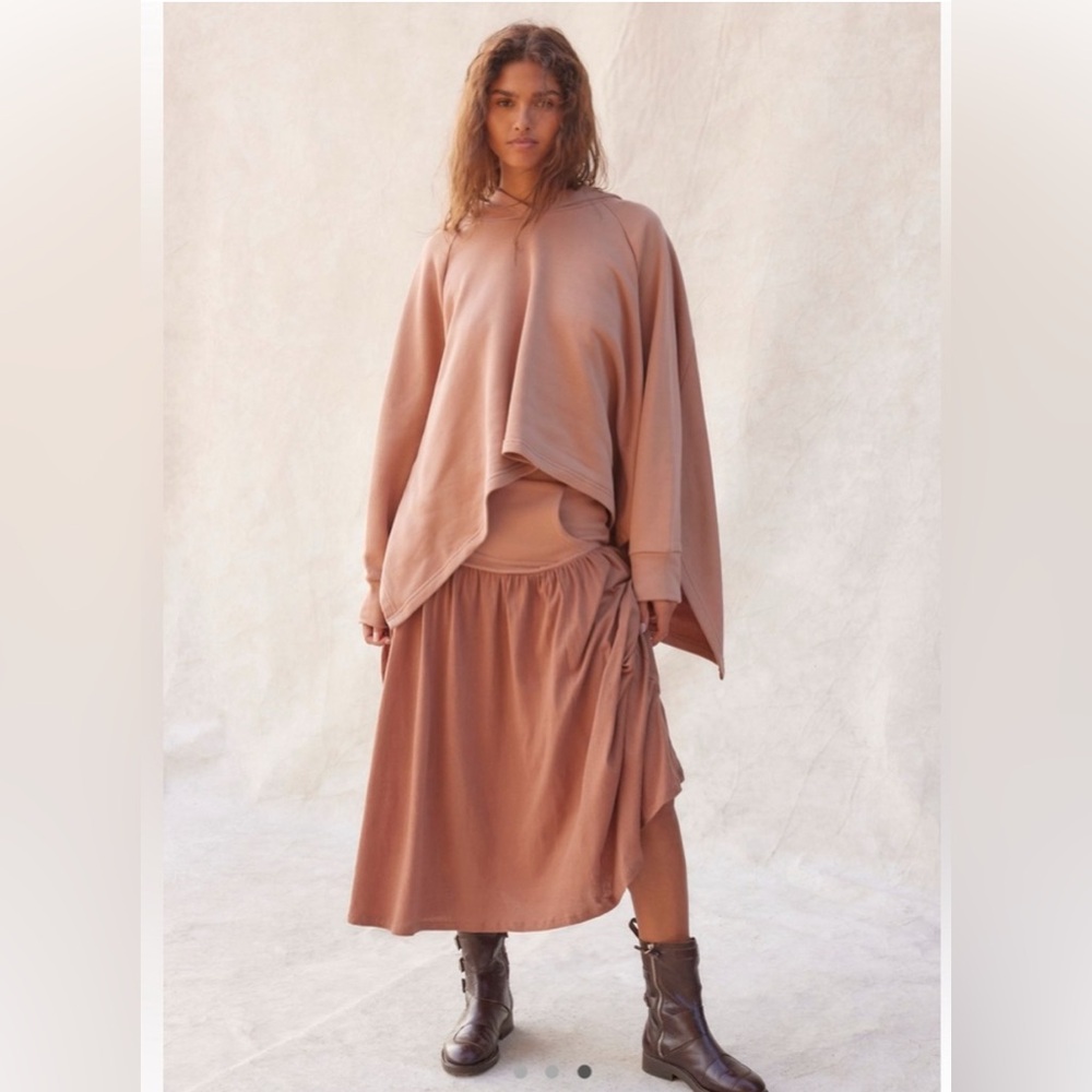 NWT Set Free People free-est Odessa Pullover & Onyx Skirt in Latte/Clay Size S - Picture 2 of 15